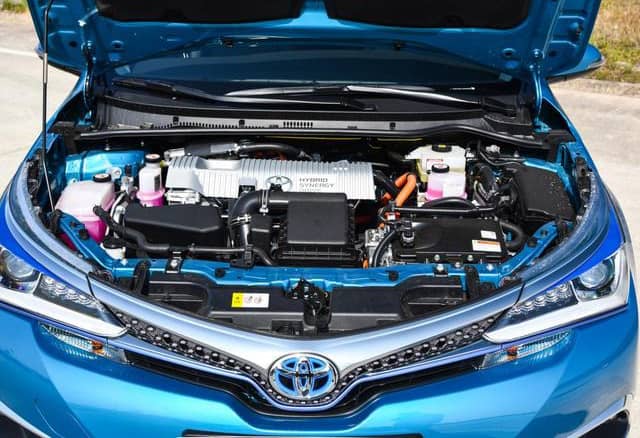 Toyota Corolla Hybrid'inizin Pil Değiştirme Maliyeti Hakkında Bilmeniz Gerekenler